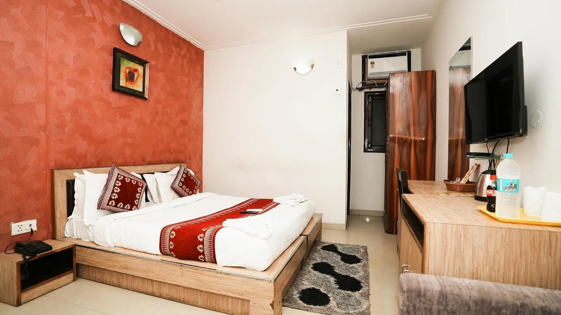 Hotel Om Paradise Near Igi Delhi Airport Νέο Δελχί