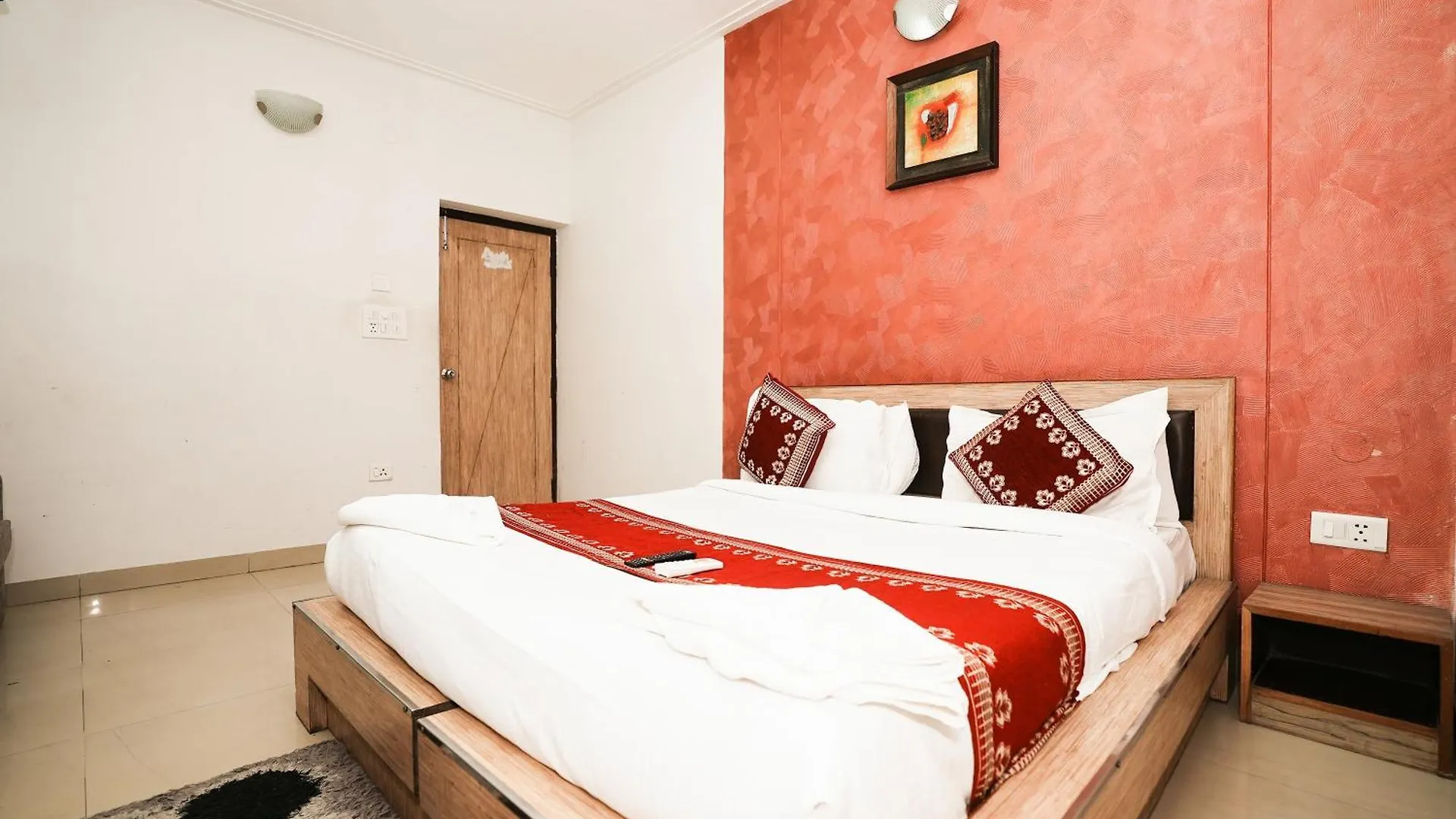 Hotel Om Paradise Near Igi Delhi Airport Νέο Δελχί