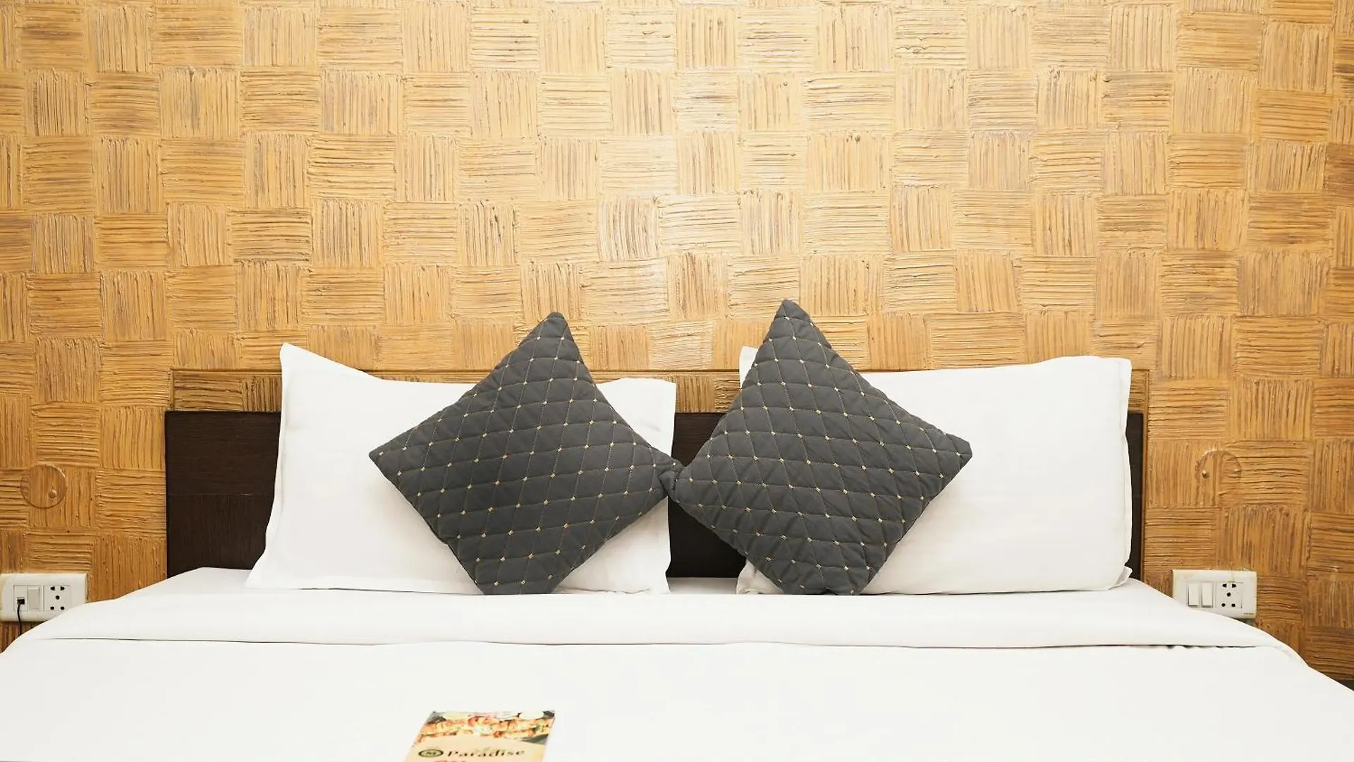 ***  Hotel Om Paradise Near Igi Delhi Airport Νέο Δελχί Ινδία